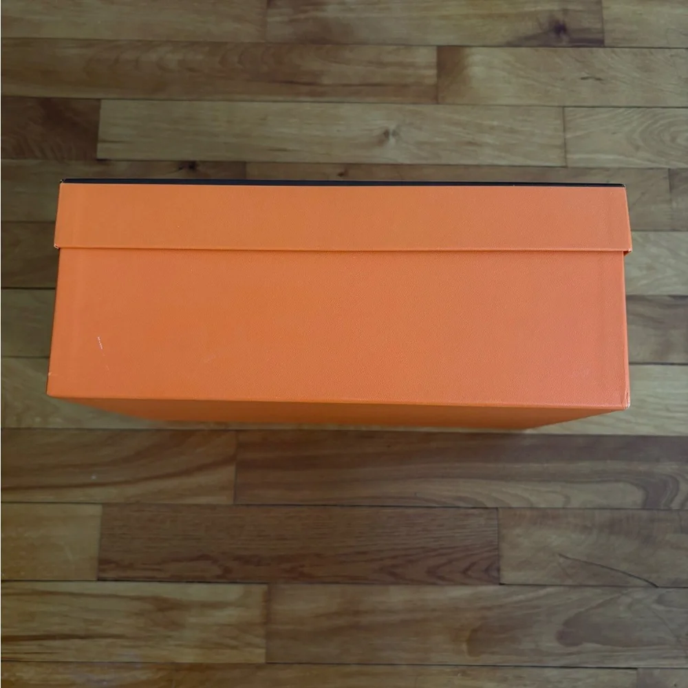 14”x11”x4.5” Hermes Orange Gift Box